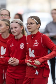 Bild 43 - wDJ Loewinnen Cup D1